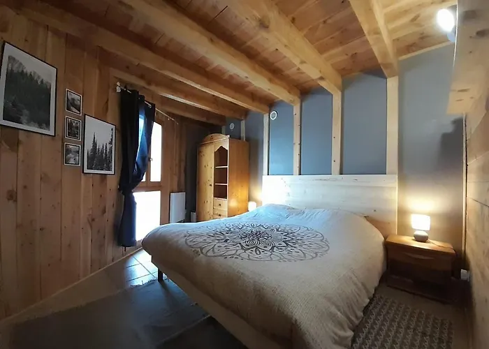 Maison De Montagne Dans Village Du Capcir Fontrabiouse